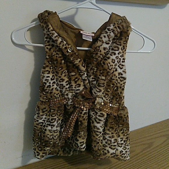 *Little Lass - Picture 1 of 3